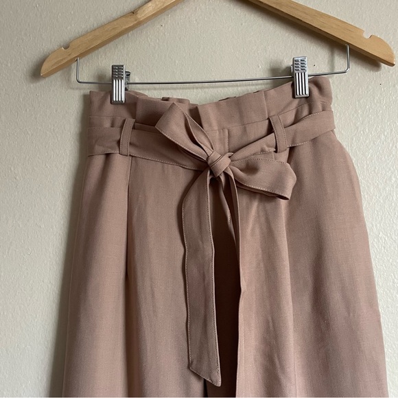 High rise trousers - Picture 1 of 3